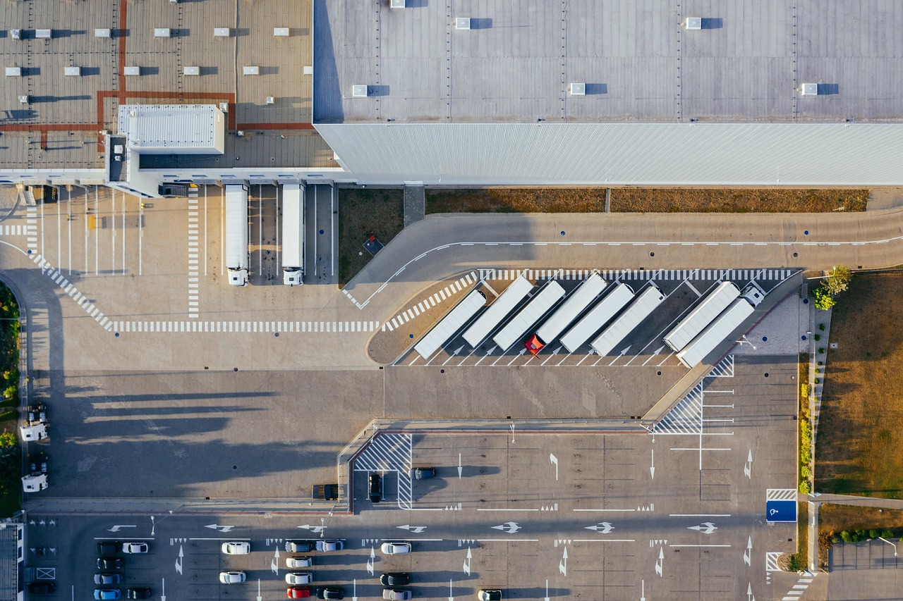 Warehouse logistics facility