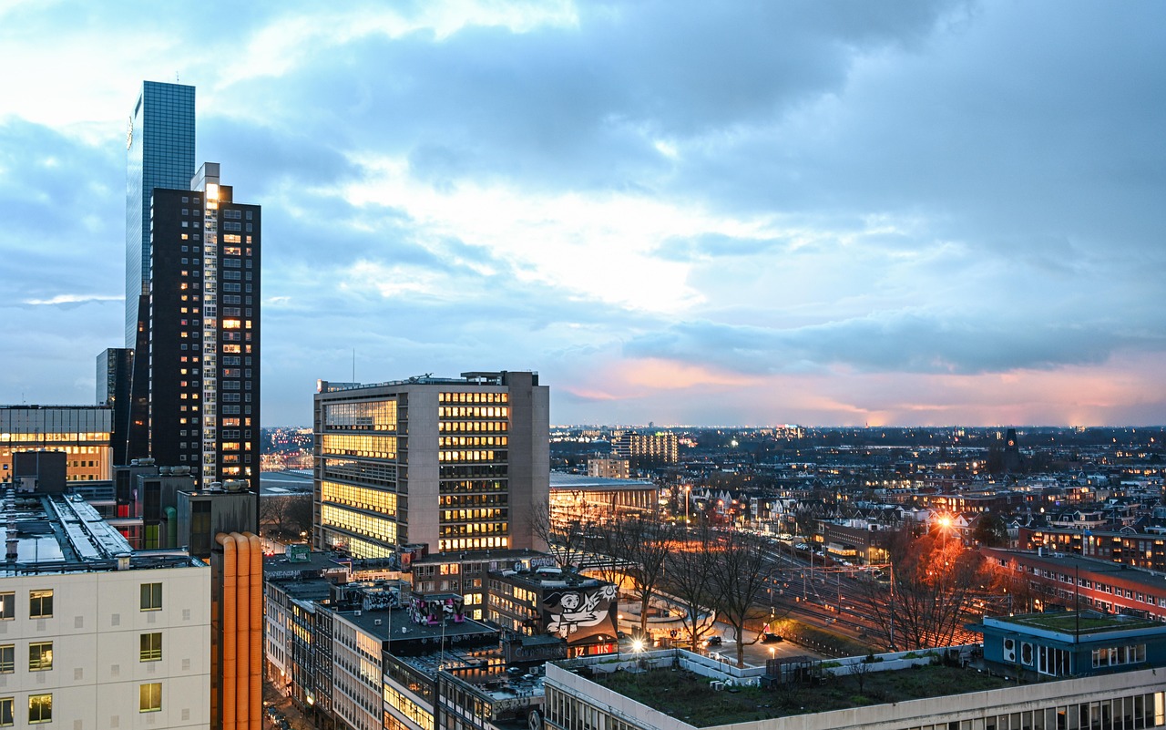 Warehouse logistics facility